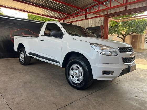 CHEVROLET S10 2.4 LS 4X2 CS 8V FLEX 2P MANUAL CHEVROLET S10 2.4 LS 4X2 CS 8V FLEX 2P MANUAL